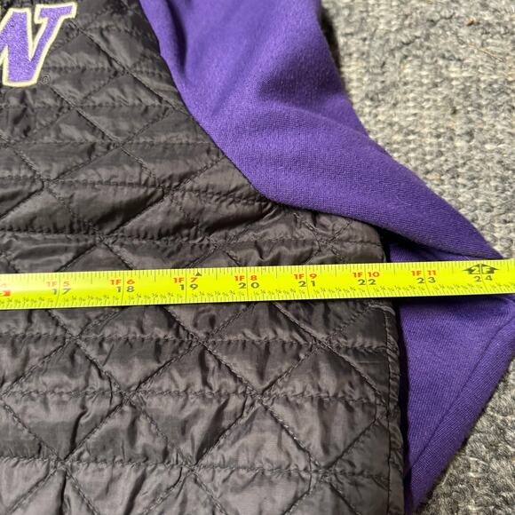 University of Washington Huskies hooded puffer - Picture 3 of 6